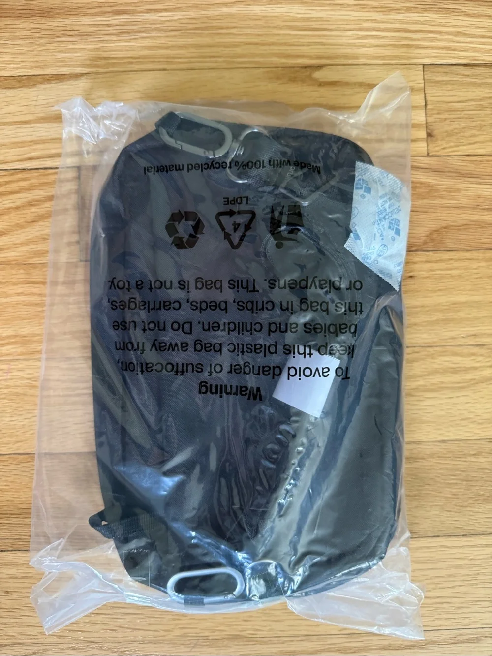 NWT: Orbitkey Travel Sling (3L), Black, new with tags